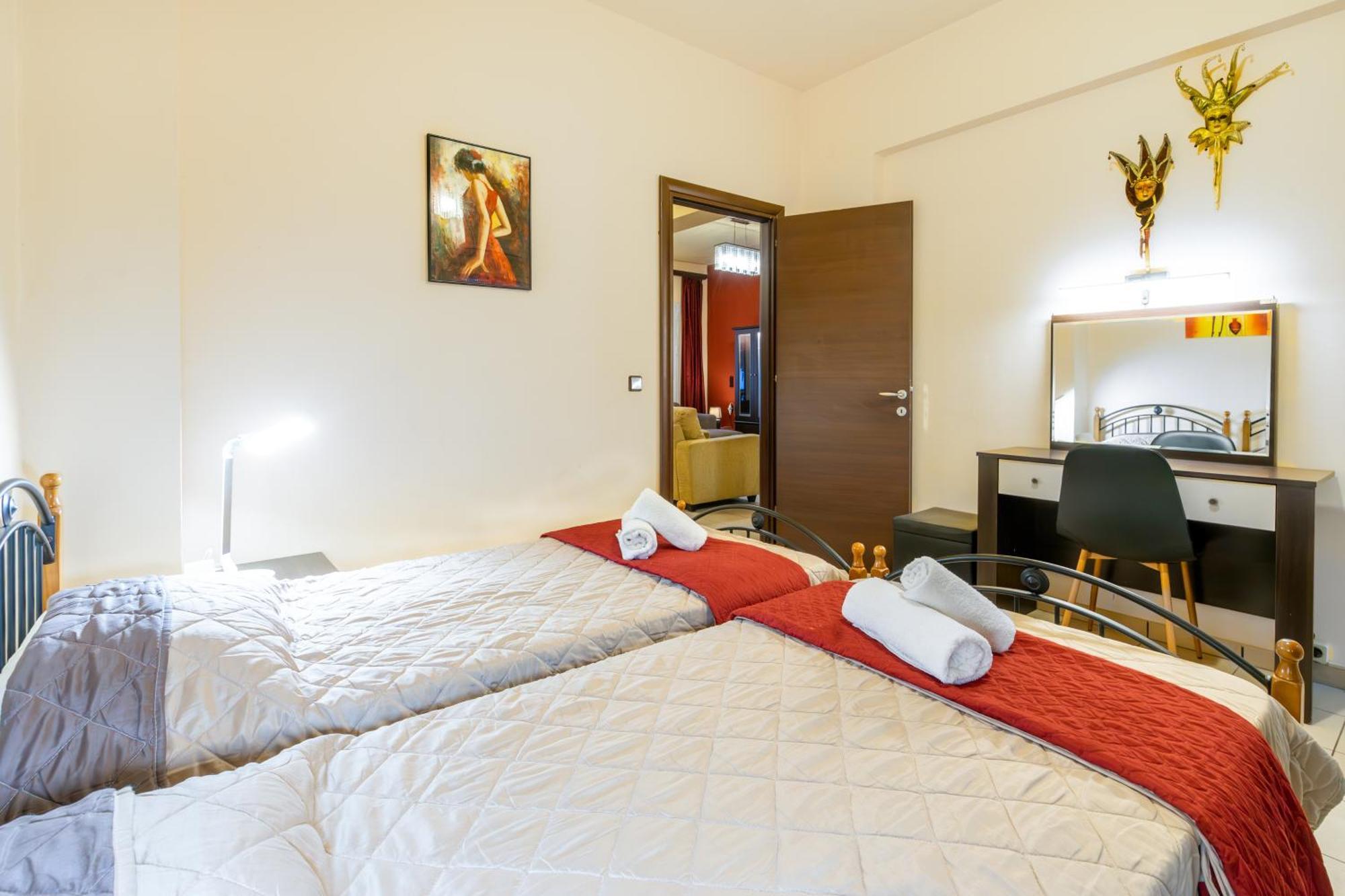 Colonial Family Apartment #4 Ground Floor فاليراكي المظهر الخارجي الصورة
