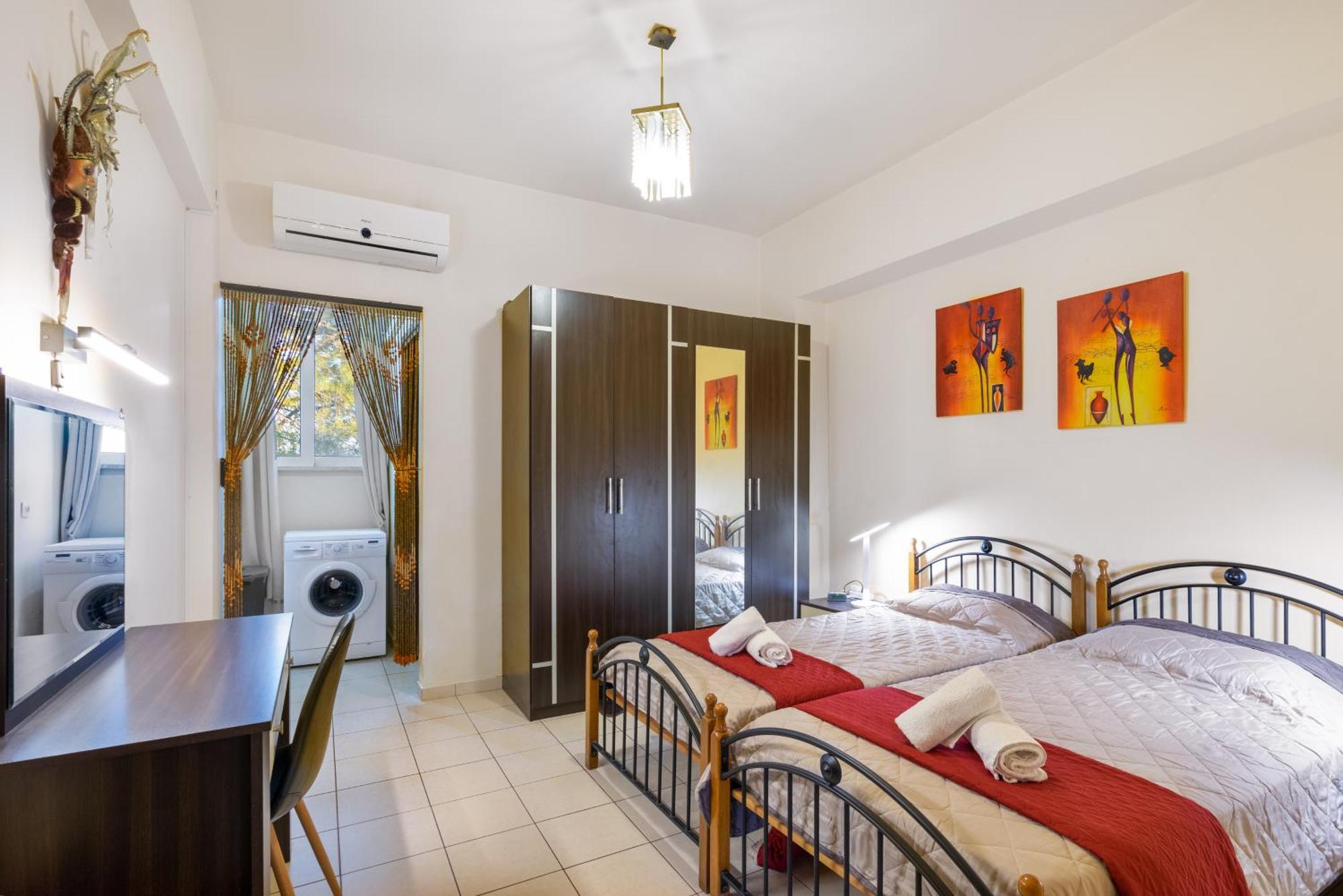 Colonial Family Apartment #4 Ground Floor فاليراكي المظهر الخارجي الصورة
