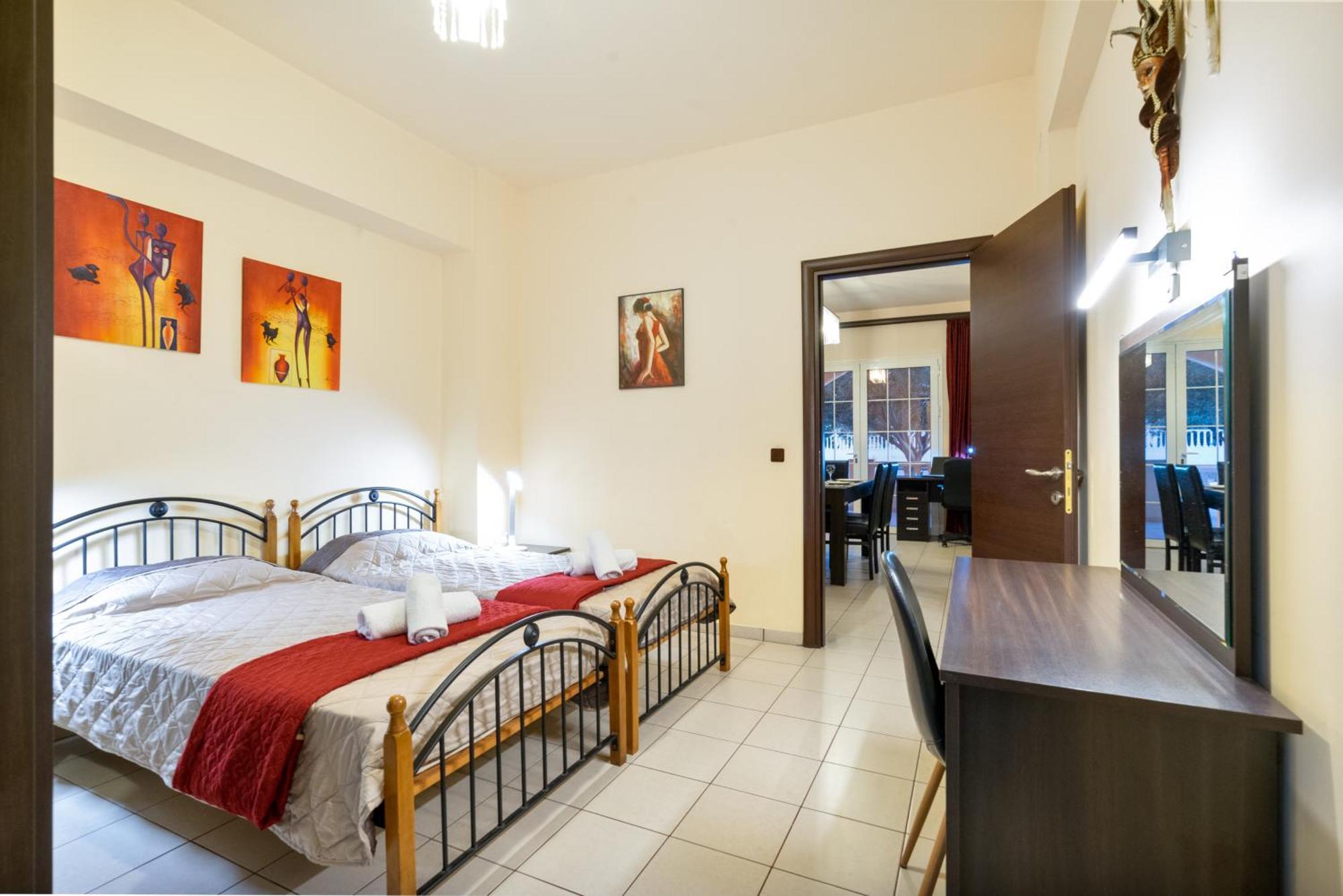 Colonial Family Apartment #4 Ground Floor فاليراكي المظهر الخارجي الصورة
