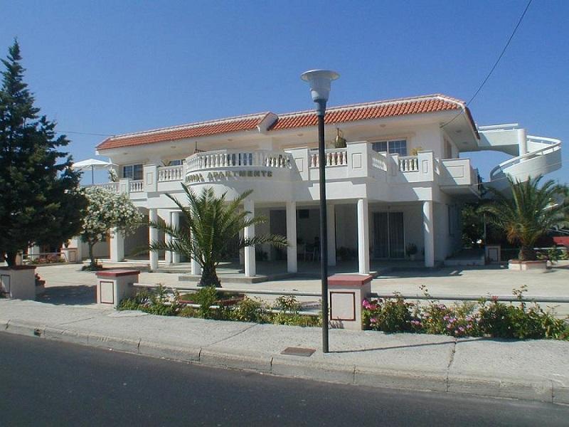 Colonial Family Apartment #4 Ground Floor فاليراكي المظهر الخارجي الصورة
